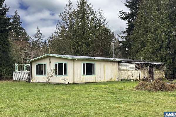 4.9 Acres of Land with Home for Sale in Port Angeles, Washington
