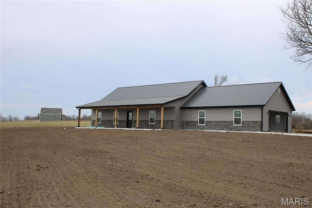 3.12 Acres of Land with Home for Sale in Hannibal, Missouri