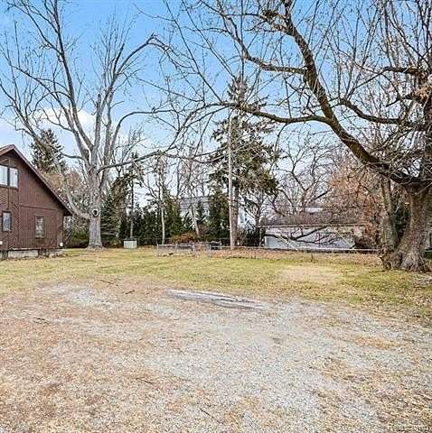 0.14 Acres of Residential Land for Sale in St. Clair Shores, Michigan