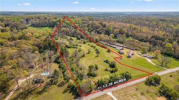 13.4 Acres of Land for Sale in Commerce, Georgia