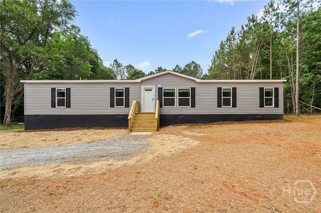 3 Acres of Land with Home for Sale in Elberton, Georgia