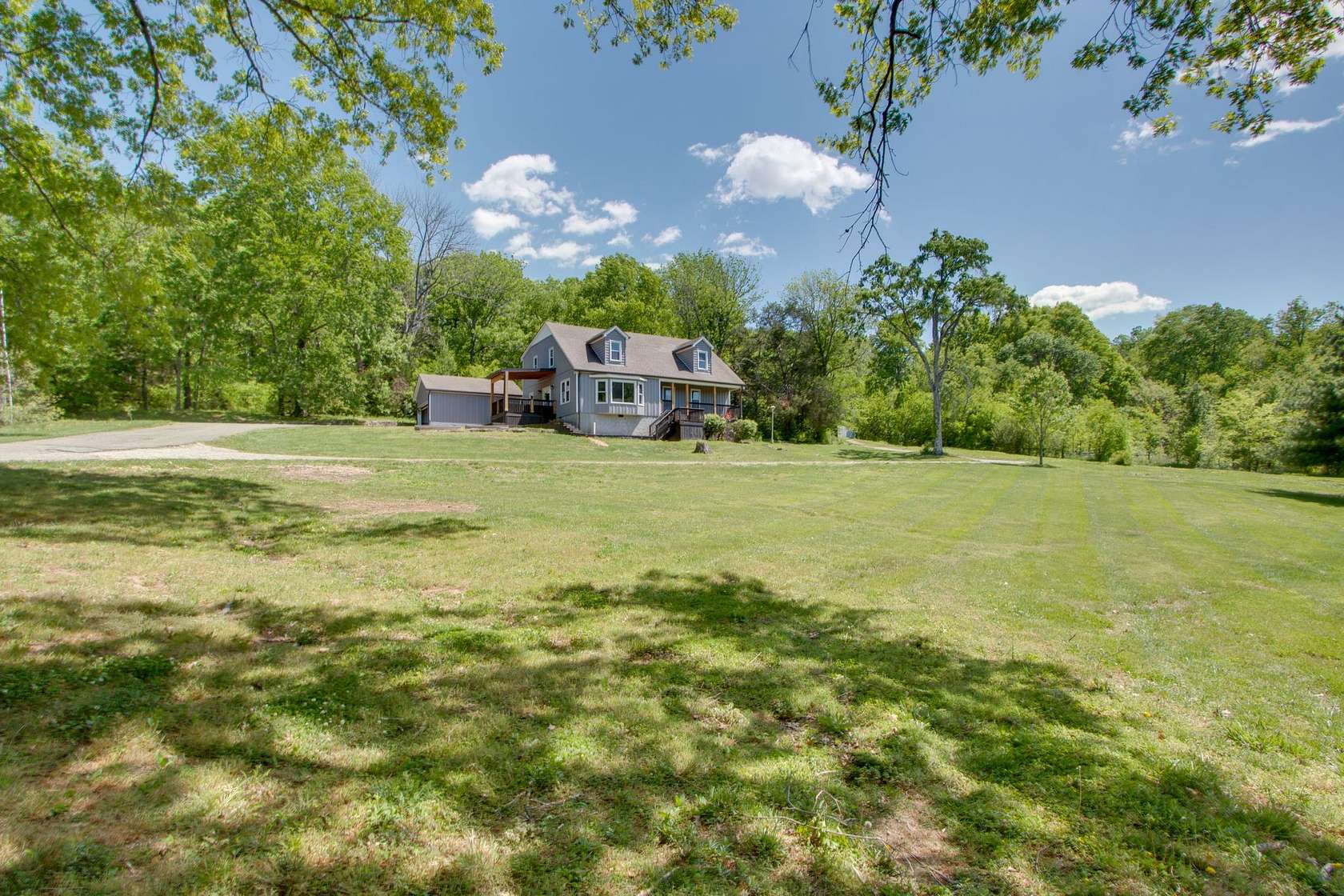 5.5 Acres of Land with Home for Sale in Thompson's Station, Tennessee