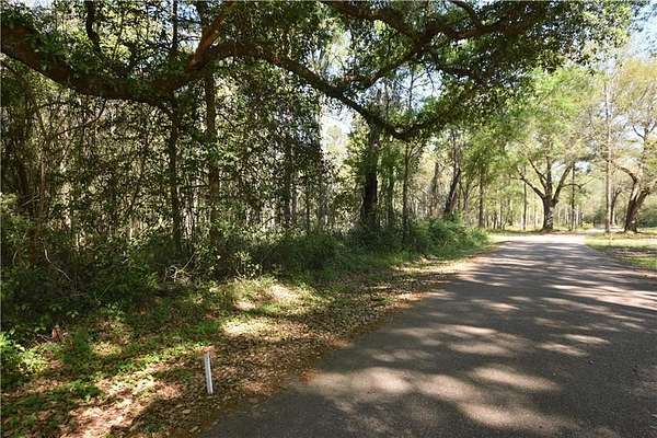 6 Acres of Land for Sale in Lacombe, Louisiana
