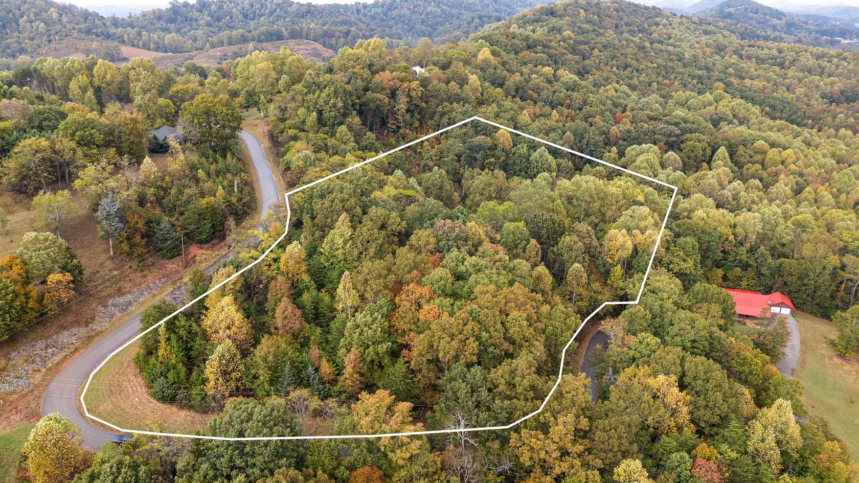 5.22 Acres of Residential Land for Sale in Sweetwater, Tennessee
