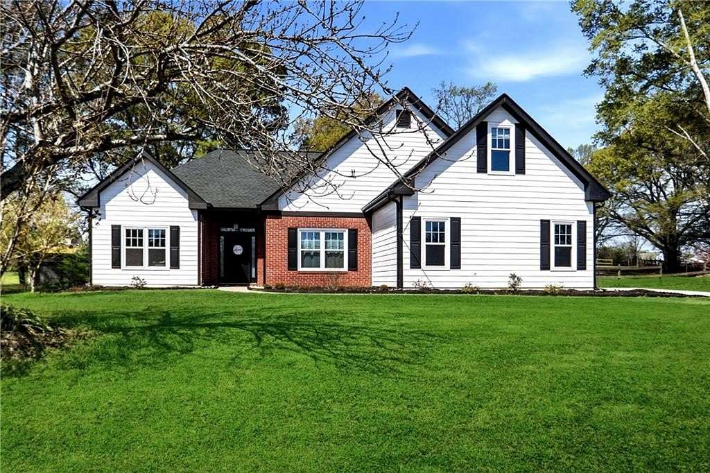 1.69 Acres of Land with Home for Sale in Hoschton, Georgia