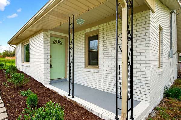 2.8 Acres of Land with Home for Sale in Cottontown, Tennessee