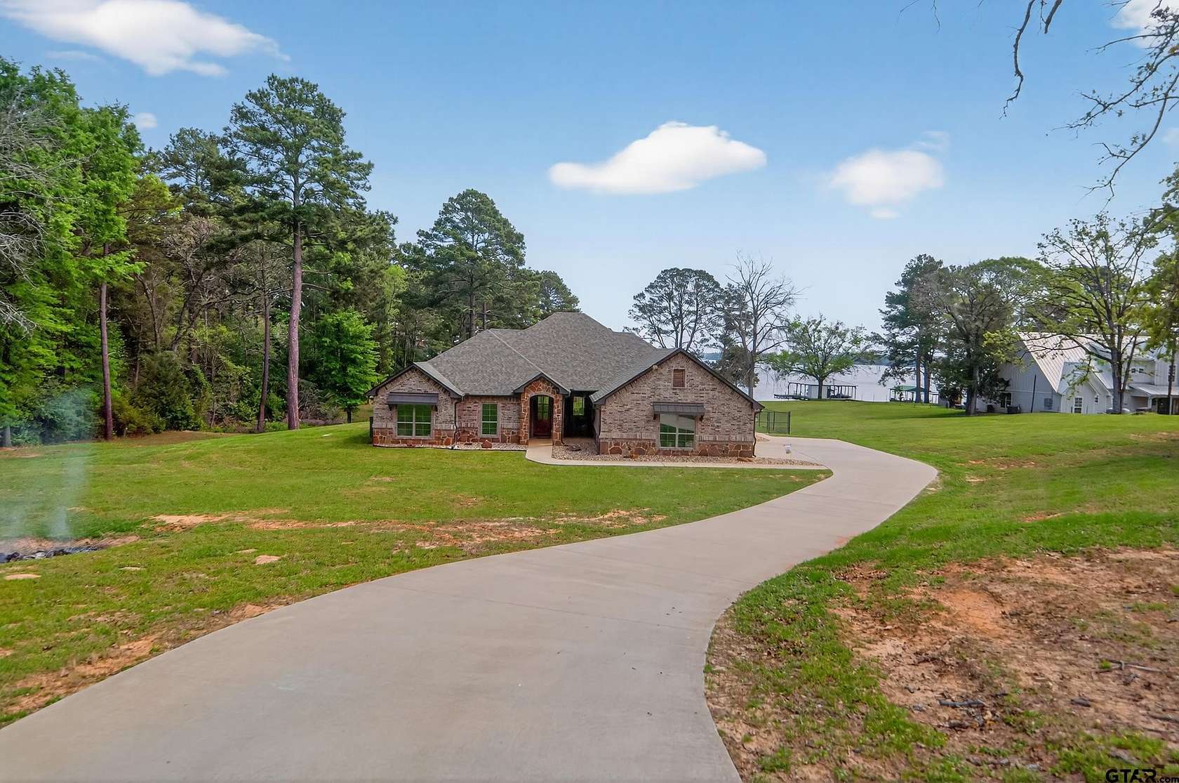 1.68 Acres of Land with Home for Sale in Frankston, Texas