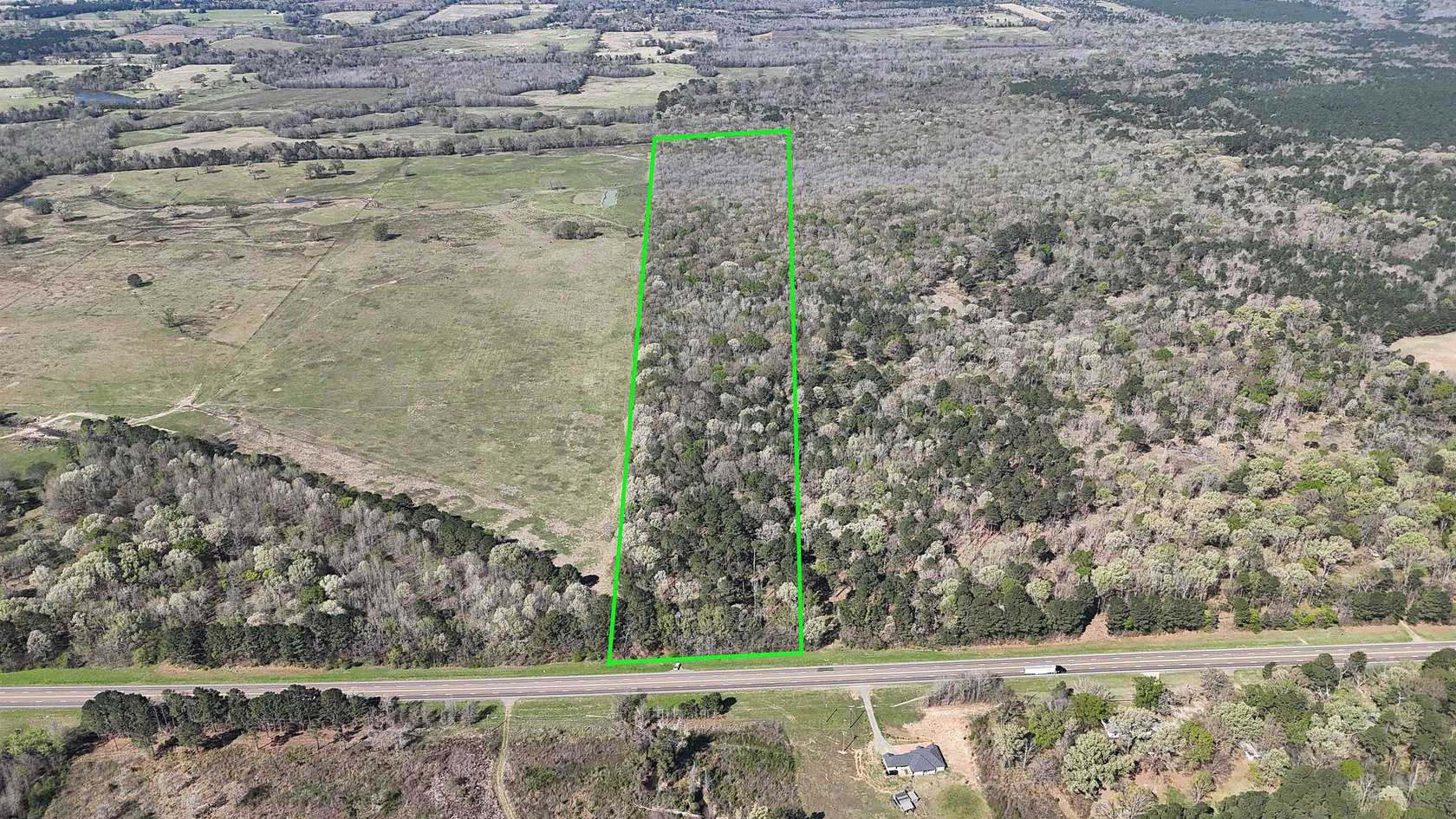 23 Acres of Recreational & Residential Land for Sale in Gilmer, Texas