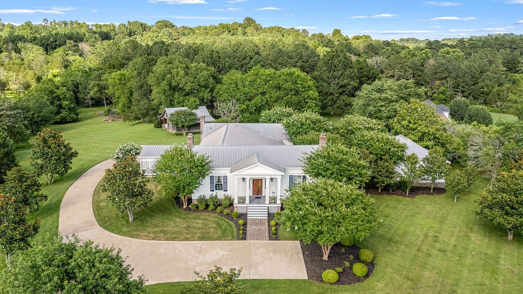 4.39 Acres of Land with Home for Sale in Pulaski, Tennessee