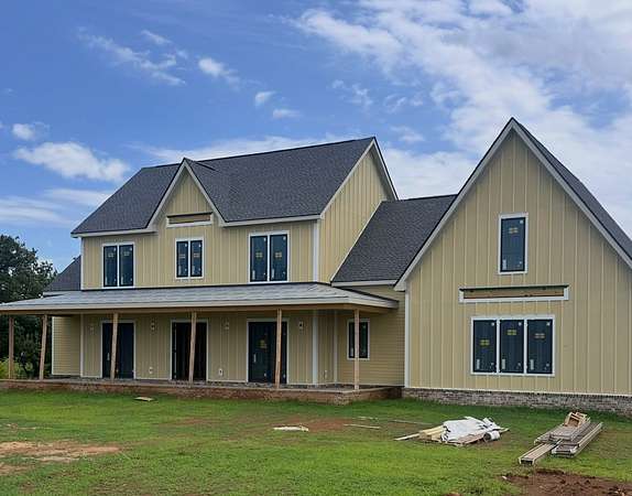 6.64 Acres of Land with Home for Sale in Primm Springs, Tennessee