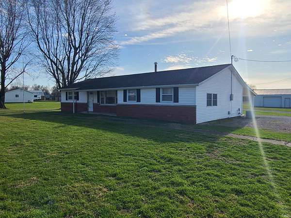 2 Acres of Land with Home for Sale in Washington, Indiana