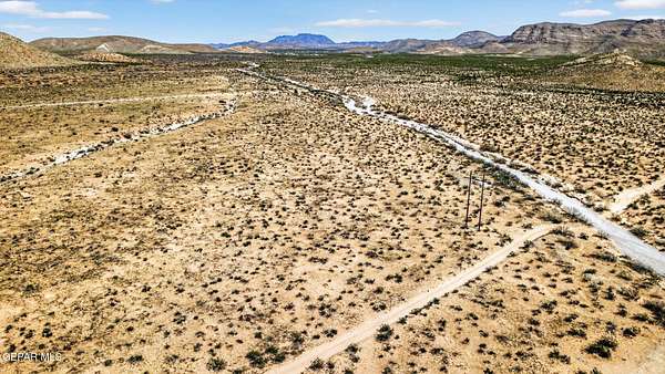 5 Acres of Residential Land for Sale in El Paso, Texas