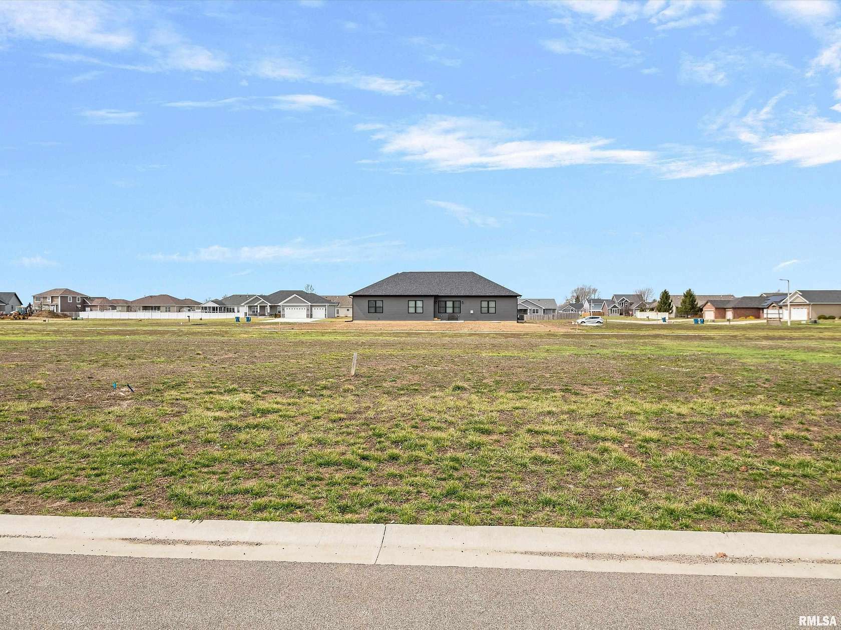 Residential Land for Sale in Chatham, Illinois