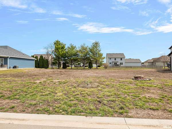 Residential Land for Sale in Chatham, Illinois