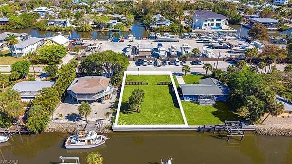 0.16 Acres of Mixed-Use Land for Sale in Naples, Florida