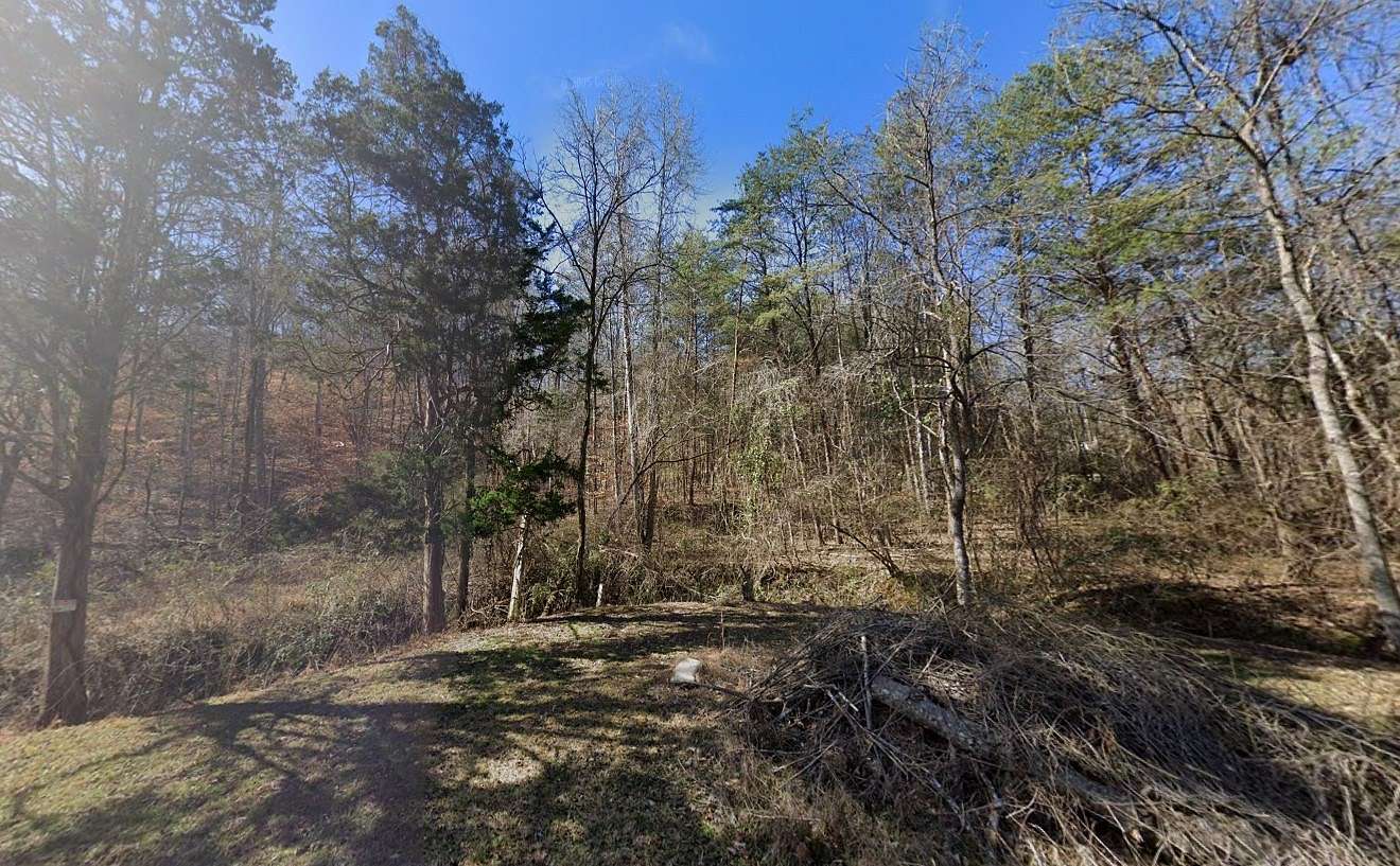 6 Acres of Residential Land for Sale in Maryville, Tennessee