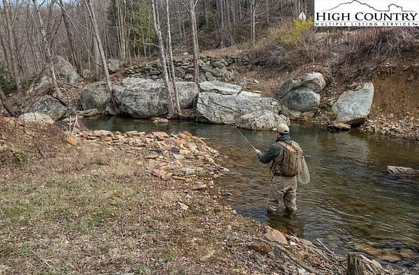 7.53 Acres of Land for Sale in Elk Park, North Carolina