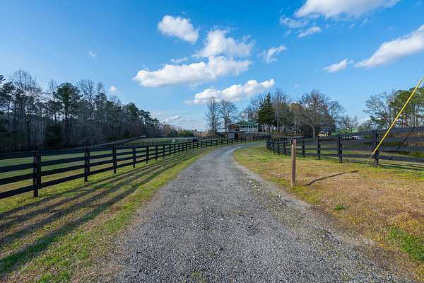 16 Acres of Land with Home for Sale in Newnan, Georgia