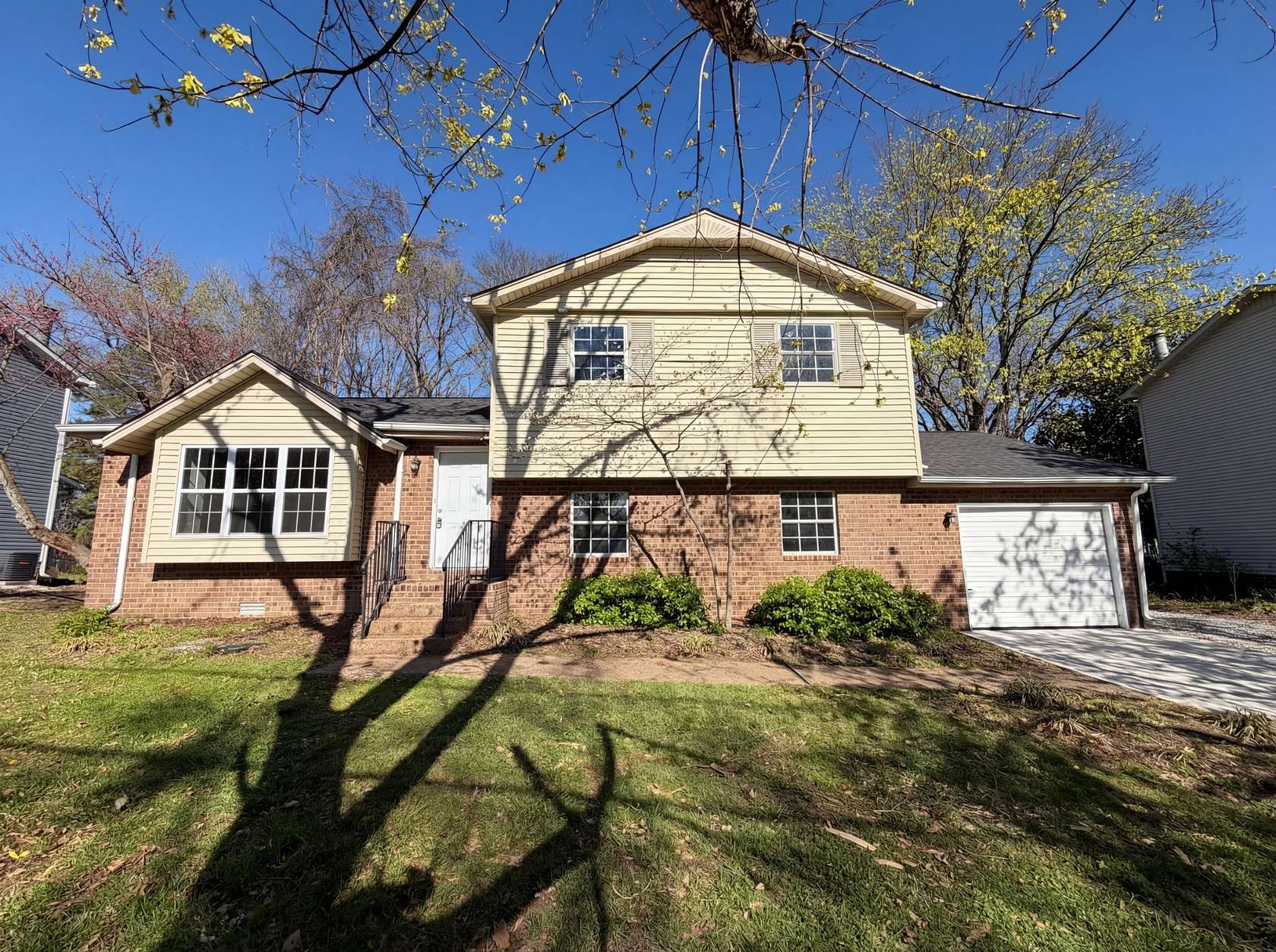 1.56 Acres of Land with Home for Sale in Hermitage, Tennessee