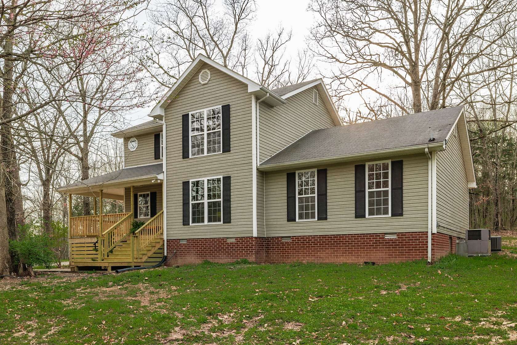 7 Acres of Land with Home for Sale in Lebanon, Tennessee