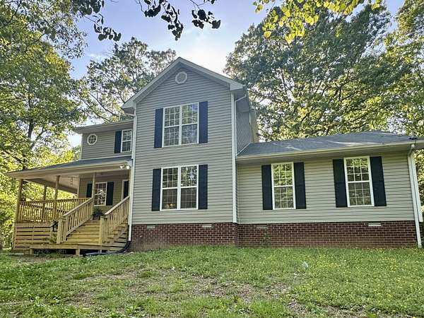 7 Acres of Land with Home for Sale in Lebanon, Tennessee