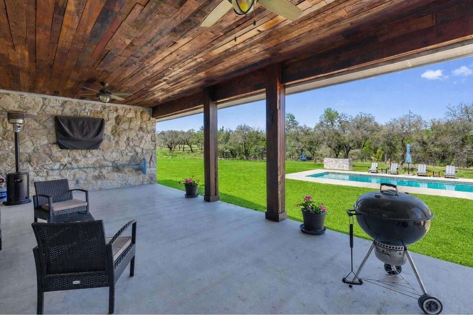 5.86 Acres of Land with Home for Sale in Liberty Hill, Texas