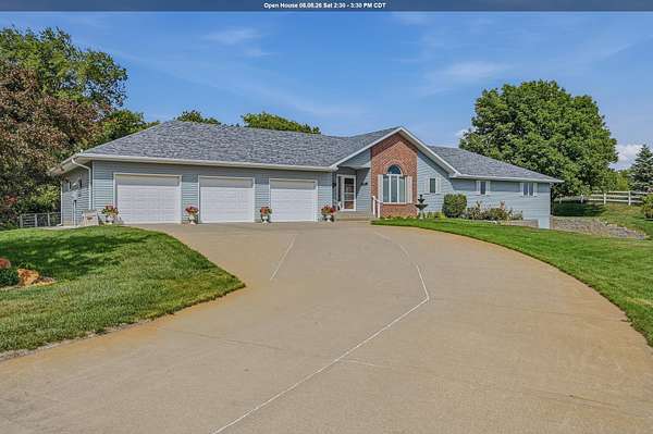 8.48 Acres of Land with Home for Sale in Sioux City, Iowa