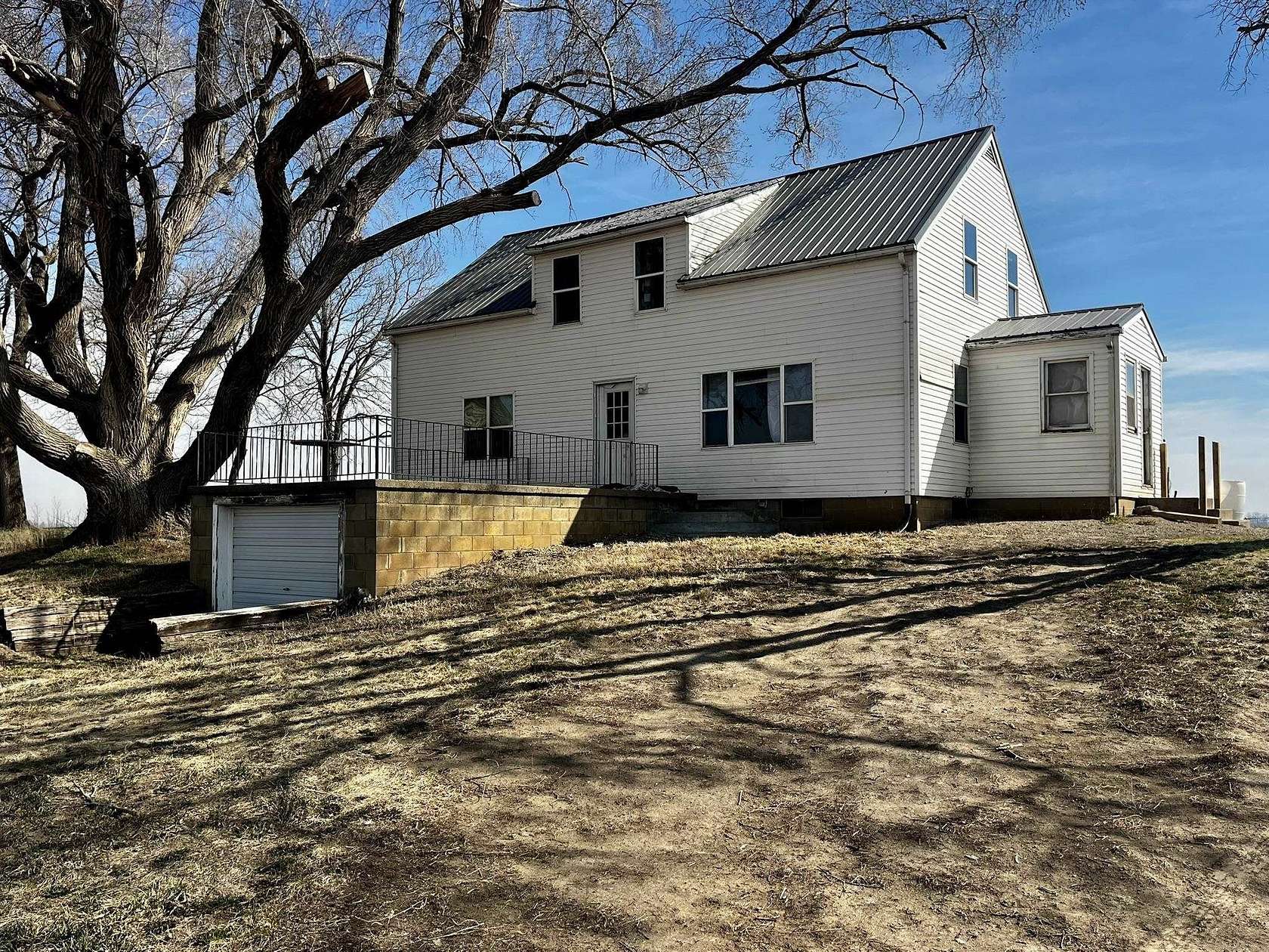 2.5 Acres of Land with Home for Sale in Jefferson, South Dakota