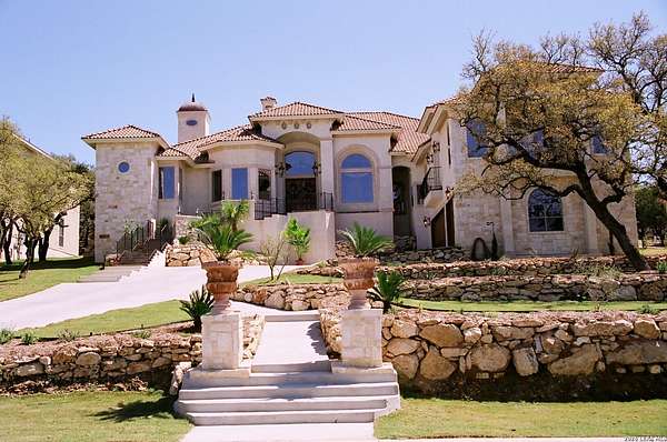 1 Acre of Residential Land for Sale in Spring Branch, Texas