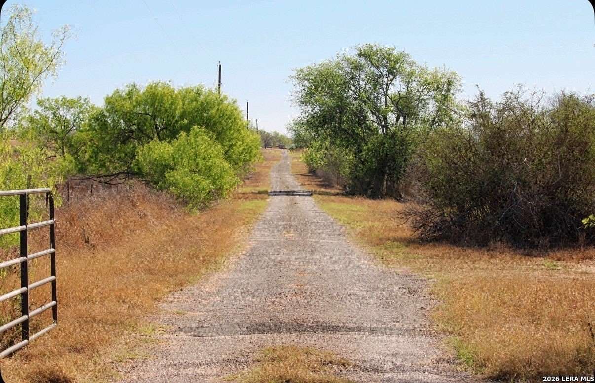 25 Acres of Recreational & Residential Land for Sale in Devine, Texas