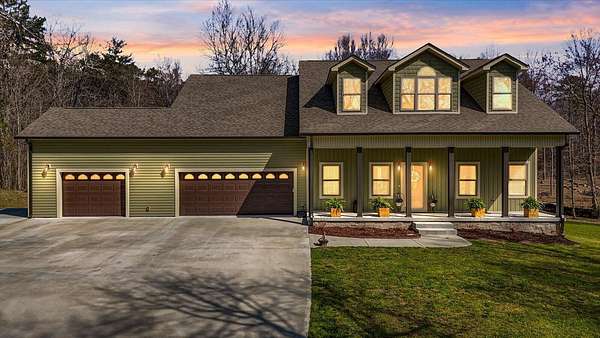 2 Acres of Land with Home for Sale in Gruetli-Laager, Tennessee