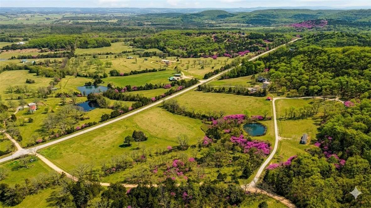 29.2 Acres of Recreational Land with Home for Sale in Eureka Springs, Arkansas