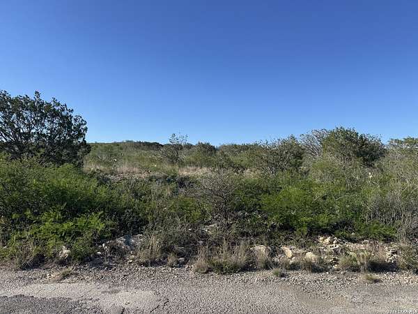 10 Acres of Land for Sale in Uvalde, Texas