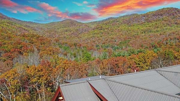 21.4 Acres of Recreational Land with Home for Sale in Hiawassee, Georgia