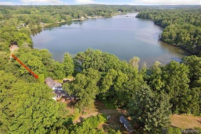3.87 Acres of Land with Home for Sale in Hillsdale Township, Michigan