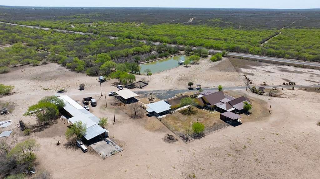 102 Acres of Land with Home for Sale in San Diego, Texas