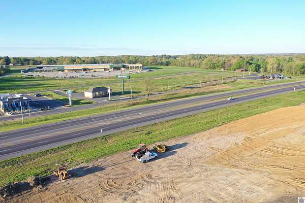 1.63 Acres of Commercial Land for Sale in Paducah, Kentucky