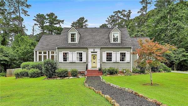 5.73 Acres of Land with Home for Sale in Fairburn, Georgia