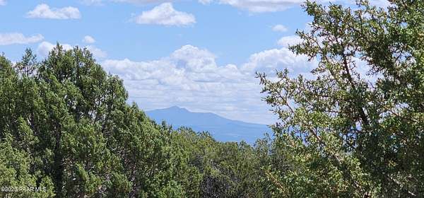 10.5 Acres of Land for Sale in Ash Fork, Arizona