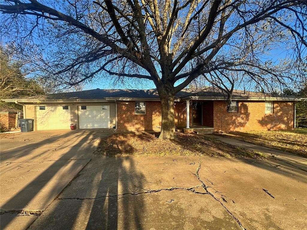 1.6 Acres of Land with Home for Sale in Shawnee, Oklahoma