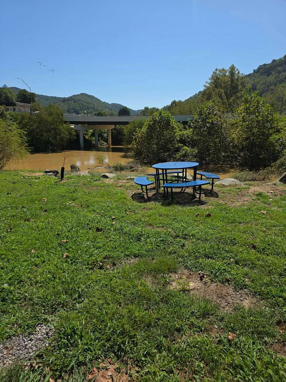 0.01 Acres of Residential Land for Sale in Burnsville, West Virginia