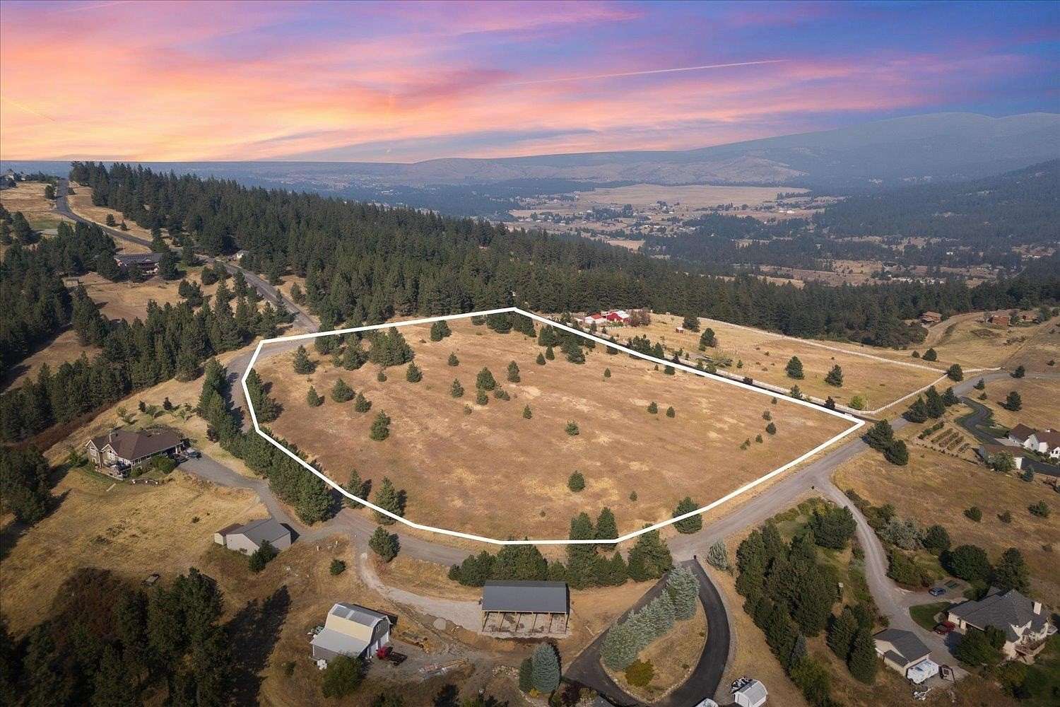 9.6 Acres of Residential Land for Sale in Mica, Washington