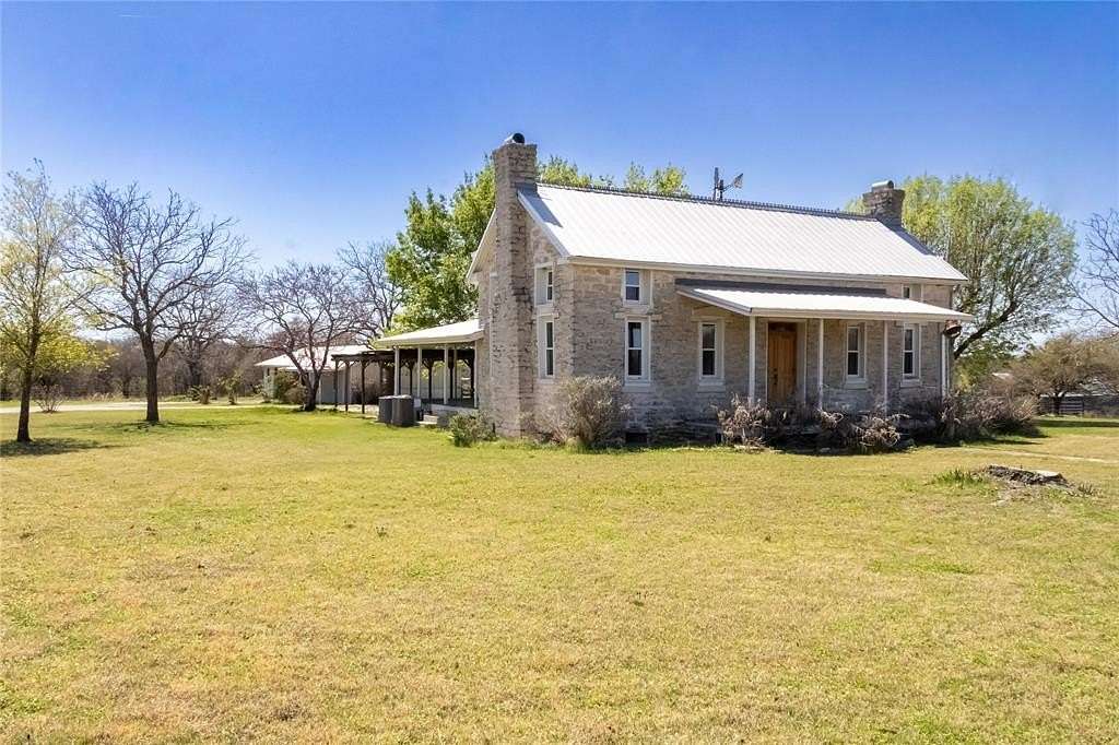 21.5 Acres of Agricultural Land with Home for Sale in Stephenville, Texas