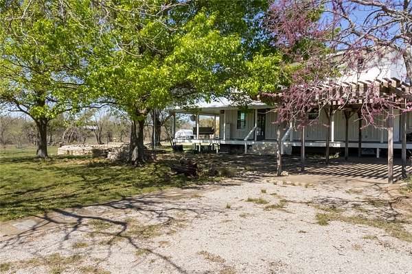 21.5 Acres of Agricultural Land with Home for Sale in Stephenville, Texas