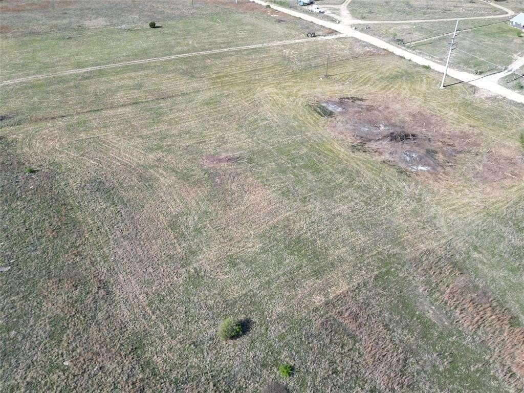 5 Acres of Land for Sale in Dublin, Texas