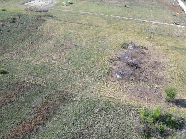 5 Acres of Land for Sale in Dublin, Texas