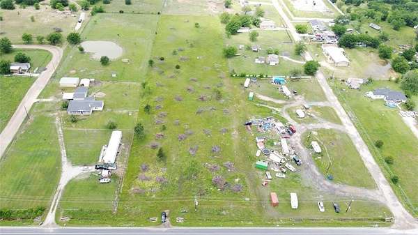 3.8 Acres of Commercial Land for Sale in Quinlan, Texas