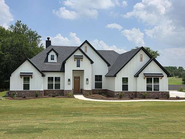 2 Acres of Land with Home for Sale in Weatherford, Texas