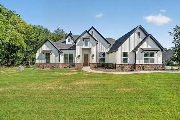 2 Acres of Land with Home for Sale in Weatherford, Texas