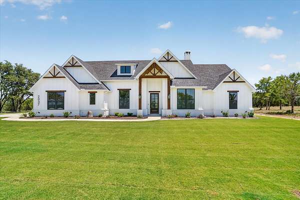 2 Acres of Land with Home for Sale in Weatherford, Texas